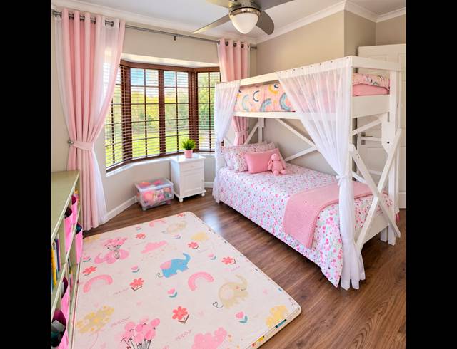 4 BEDROOM HOUSE FOR SALE IN CLIFTON HILL ESTATE